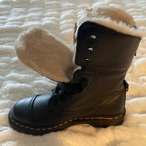 Women’s Dr. Martens Air Walk Aimilita FL (Aunt Sally) Black /Size 8